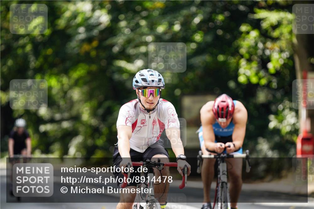 14.09.2025 - Stadtparktriathlon Michael Burmester http://msf.ph/oto/8914478 14.09.2025 12:34:47 Radfahren 1126, 1250, 1280, 1314, 1353, 1383, 1390 meine-sportfotos.de