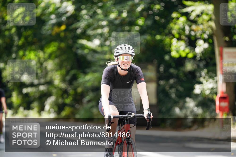 14.09.2025 - Stadtparktriathlon Michael Burmester http://msf.ph/oto/8914480 14.09.2025 12:34:50 Radfahren 1250, 1280, 1314, 1353, 1383, 1390 meine-sportfotos.de