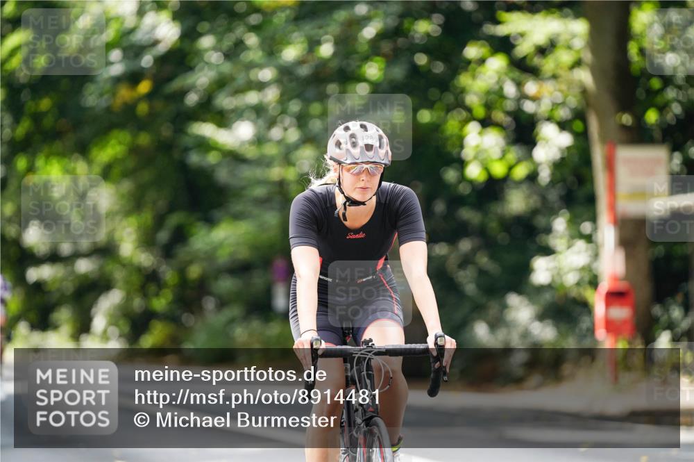 14.09.2025 - Stadtparktriathlon Michael Burmester http://msf.ph/oto/8914481 14.09.2025 12:34:53 Radfahren 1280, 1314, 1353, 1383, 1390 meine-sportfotos.de