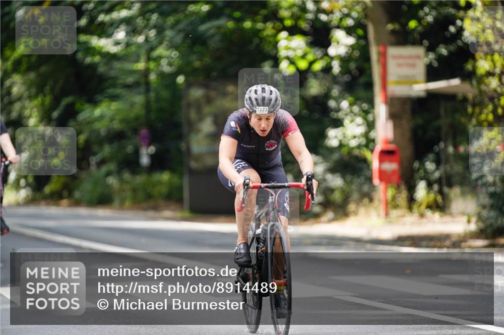 14.09.2025 - Stadtparktriathlon Michael Burmester http://msf.ph/oto/8914489 14.09.2025 12:35:20 Radfahren 1223, 1275 meine-sportfotos.de