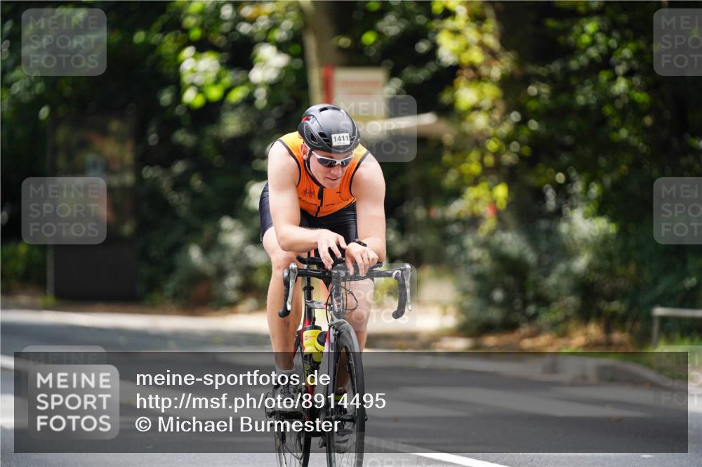 14.09.2025 - Stadtparktriathlon Michael Burmester http://msf.ph/oto/8914495 14.09.2025 12:35:30 Radfahren 1267, 1303, 1385, 1400, 1411 meine-sportfotos.de