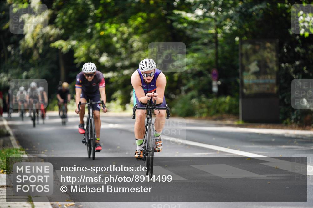 14.09.2025 - Stadtparktriathlon Michael Burmester http://msf.ph/oto/8914499 14.09.2025 12:35:36 Radfahren 1252, 1303, 1385, 1391, 1400, 1411, 1415 meine-sportfotos.de