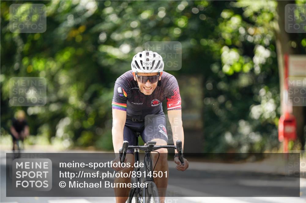 14.09.2025 - Stadtparktriathlon Michael Burmester http://msf.ph/oto/8914501 14.09.2025 12:35:37 Radfahren 1252, 1296, 1303, 1385, 1391, 1400, 1415 meine-sportfotos.de