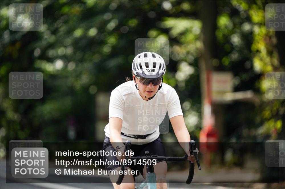 14.09.2025 - Stadtparktriathlon Michael Burmester http://msf.ph/oto/8914509 14.09.2025 12:35:45 Radfahren 1218, 1244, 1252, 1296, 1391, 1415 meine-sportfotos.de
