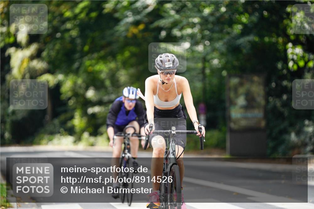 14.09.2025 - Stadtparktriathlon Michael Burmester http://msf.ph/oto/8914526 14.09.2025 12:36:05 Radfahren 1176, 1286, 1292, 1373, 1399 meine-sportfotos.de