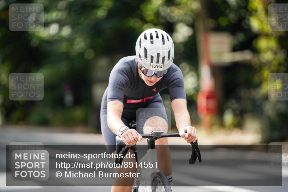 14.09.2025 - Stadtparktriathlon Michael Burmester http://msf.ph/oto/8914551 14.09.2025 12:36:42 Radfahren 1151, 1257, 1264, 1365, 1377 meine-sportfotos.de