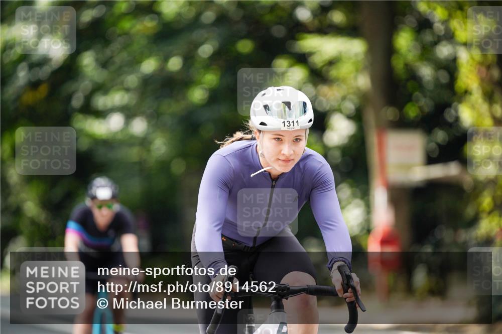 14.09.2025 - Stadtparktriathlon Michael Burmester http://msf.ph/oto/8914562 14.09.2025 12:36:52 Radfahren 1151, 1298, 1311, 1315, 1361, 1365, 1380, 1405 meine-sportfotos.de