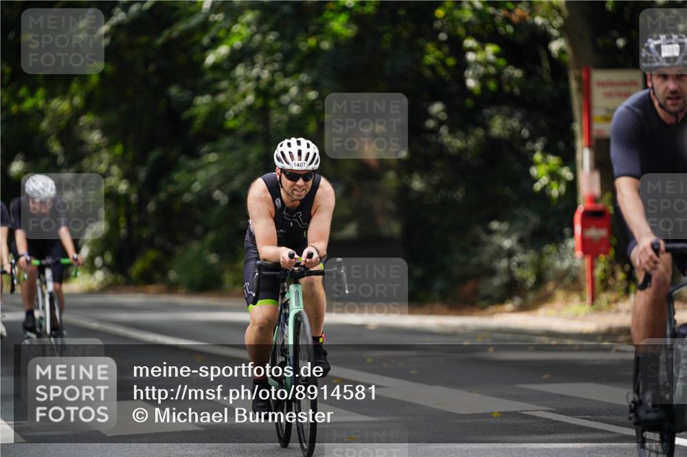 14.09.2025 - Stadtparktriathlon Michael Burmester http://msf.ph/oto/8914581 14.09.2025 12:37:17 Radfahren 1200, 1283, 1322, 1356, 1367, 1381, 1386, 1404, 1407 meine-sportfotos.de