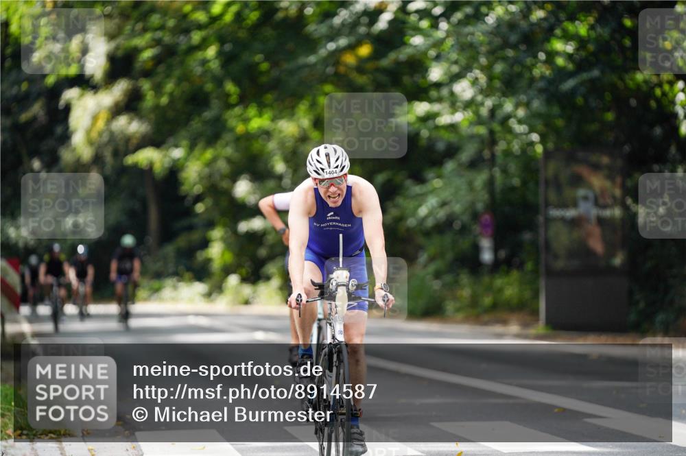 14.09.2025 - Stadtparktriathlon Michael Burmester http://msf.ph/oto/8914587 14.09.2025 12:37:21 Radfahren 1200, 1283, 1322, 1356, 1367, 1381, 1386, 1404, 1407 meine-sportfotos.de