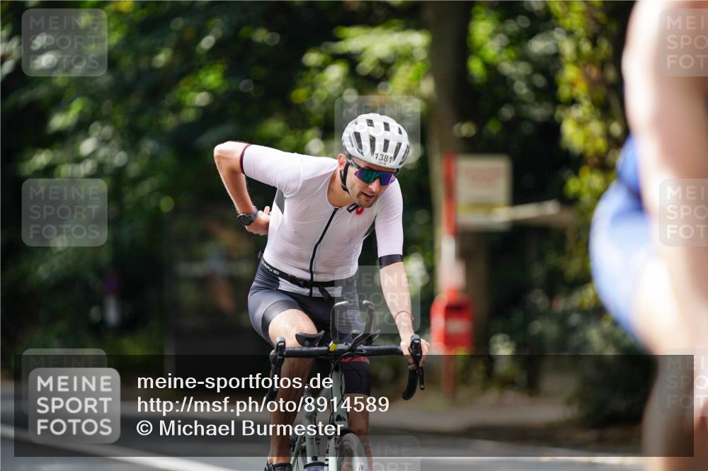 14.09.2025 - Stadtparktriathlon Michael Burmester http://msf.ph/oto/8914589 14.09.2025 12:37:23 Radfahren 1142, 1169, 1283, 1322, 1367, 1381, 1404, 1407 meine-sportfotos.de