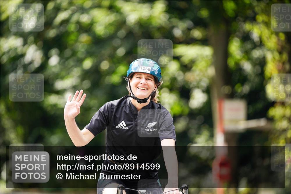 14.09.2025 - Stadtparktriathlon Michael Burmester http://msf.ph/oto/8914599 14.09.2025 12:37:32 Radfahren 1142, 1169, 1256, 1319, 1420 meine-sportfotos.de
