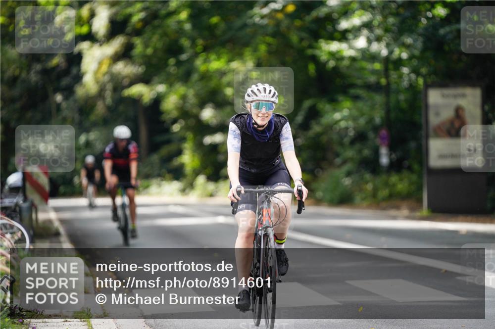 14.09.2025 - Stadtparktriathlon Michael Burmester http://msf.ph/oto/8914601 14.09.2025 12:37:34 Radfahren 1142, 1169, 1256, 1319, 1340, 1420 meine-sportfotos.de