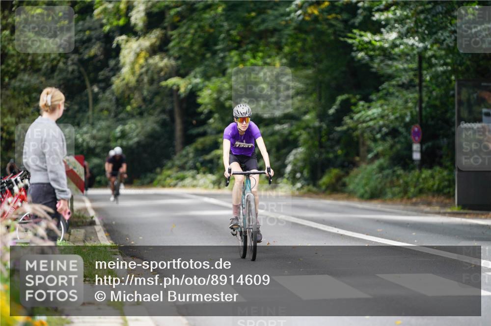 14.09.2025 - Stadtparktriathlon Michael Burmester http://msf.ph/oto/8914609 14.09.2025 12:37:46 Radfahren 1291, 1340 meine-sportfotos.de
