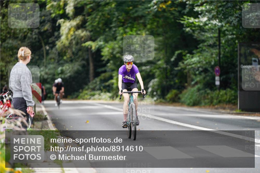 14.09.2025 - Stadtparktriathlon Michael Burmester http://msf.ph/oto/8914610 14.09.2025 12:37:46 Radfahren 1291, 1340 meine-sportfotos.de