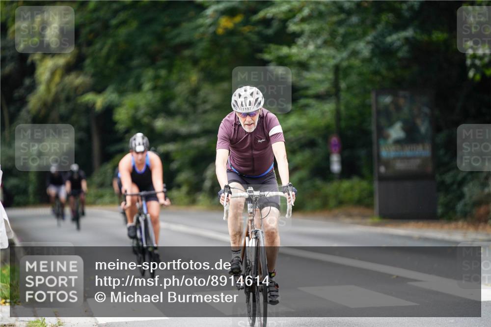 14.09.2025 - Stadtparktriathlon Michael Burmester http://msf.ph/oto/8914614 14.09.2025 12:37:57 Radfahren 1197, 1231, 1241, 1308, 1392, 1396 meine-sportfotos.de