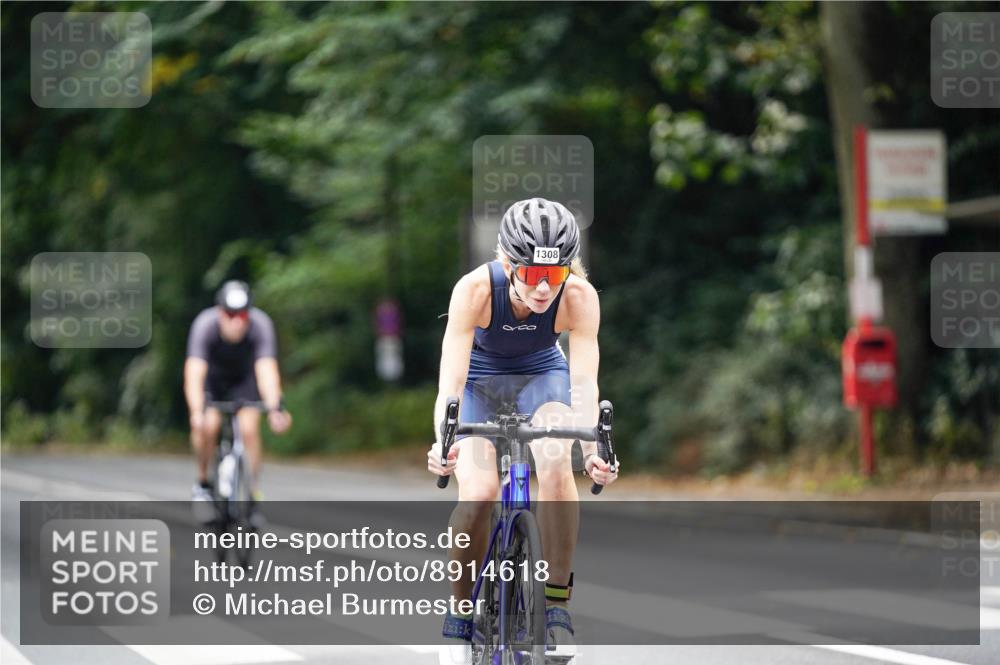 14.09.2025 - Stadtparktriathlon Michael Burmester http://msf.ph/oto/8914618 14.09.2025 12:38:01 Radfahren 1134, 1197, 1231, 1241, 1308, 1392, 1396 meine-sportfotos.de