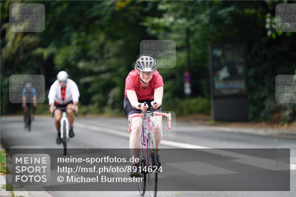 14.09.2025 - Stadtparktriathlon Michael Burmester http://msf.ph/oto/8914624 14.09.2025 12:38:11 Radfahren 1134, 1159, 1175, 1258 meine-sportfotos.de