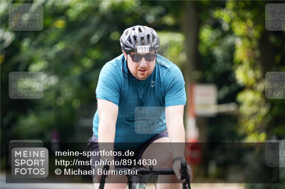 14.09.2025 - Stadtparktriathlon Michael Burmester http://msf.ph/oto/8914630 14.09.2025 12:38:19 Radfahren 1157, 1159, 1175, 1183 meine-sportfotos.de