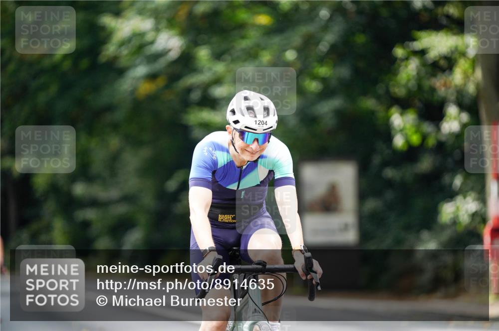 14.09.2025 - Stadtparktriathlon Michael Burmester http://msf.ph/oto/8914635 14.09.2025 12:38:32 Radfahren 1157, 1204, 1273, 1290, 1326 meine-sportfotos.de