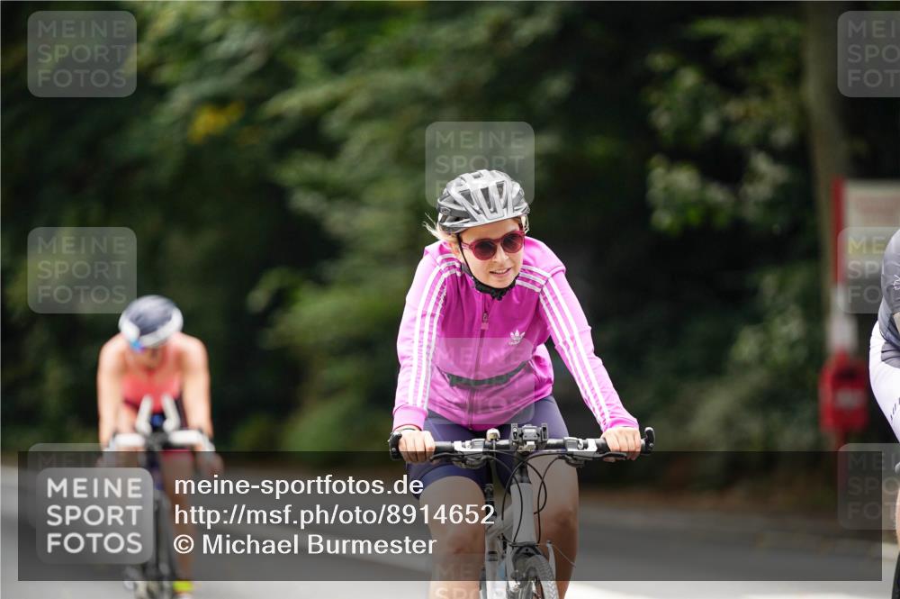 14.09.2025 - Stadtparktriathlon Michael Burmester http://msf.ph/oto/8914652 14.09.2025 12:39:03 Radfahren 1145, 1248, 1281, 1294, 1316, 1344, 1370 meine-sportfotos.de