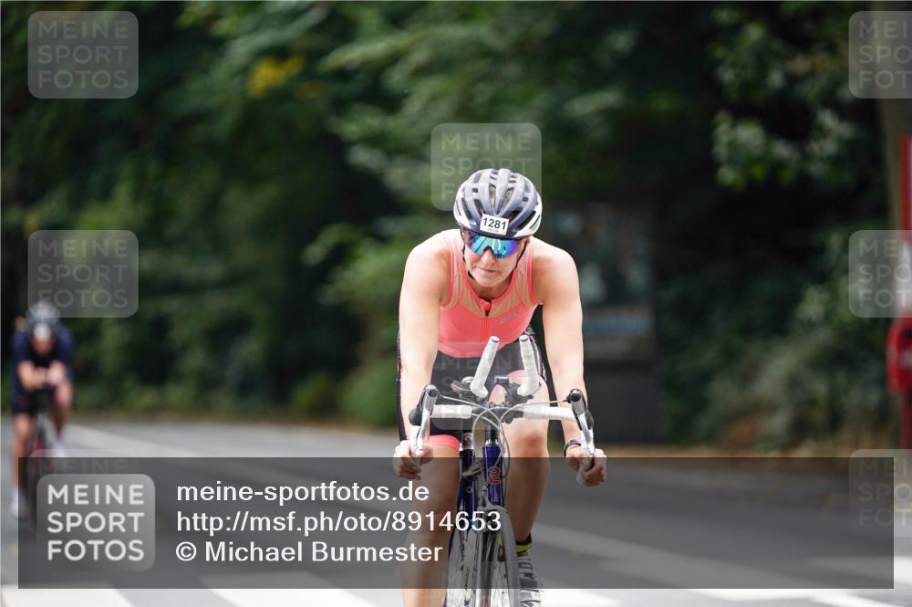 14.09.2025 - Stadtparktriathlon Michael Burmester http://msf.ph/oto/8914653 14.09.2025 12:39:04 Radfahren 1145, 1248, 1281, 1294, 1316, 1344, 1370, 1414 meine-sportfotos.de