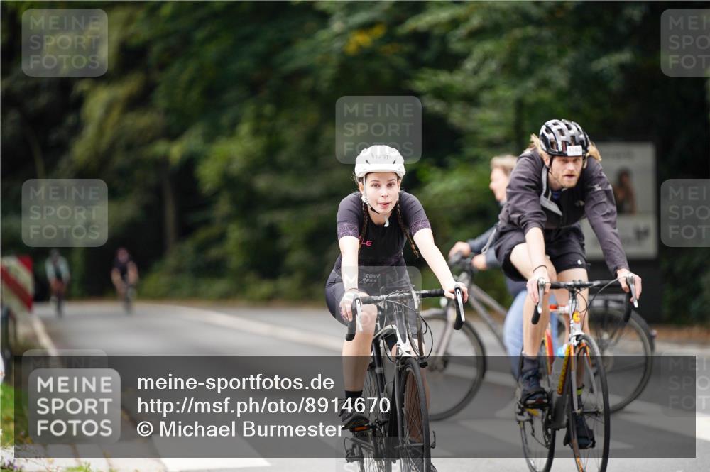 14.09.2025 - Stadtparktriathlon Michael Burmester http://msf.ph/oto/8914670 14.09.2025 12:39:27 Radfahren 1251, 1278, 1360 meine-sportfotos.de