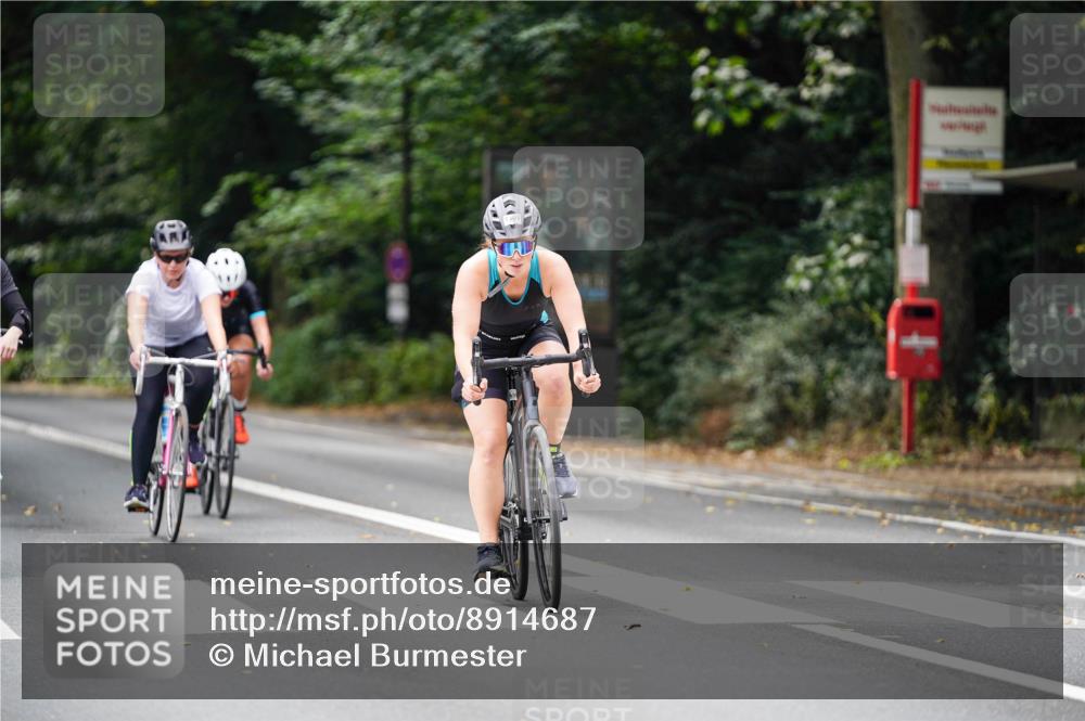 14.09.2025 - Stadtparktriathlon Michael Burmester http://msf.ph/oto/8914687 14.09.2025 12:40:00 Radfahren 1239, 1254, 1261, 1288, 1301, 1327, 1371 meine-sportfotos.de