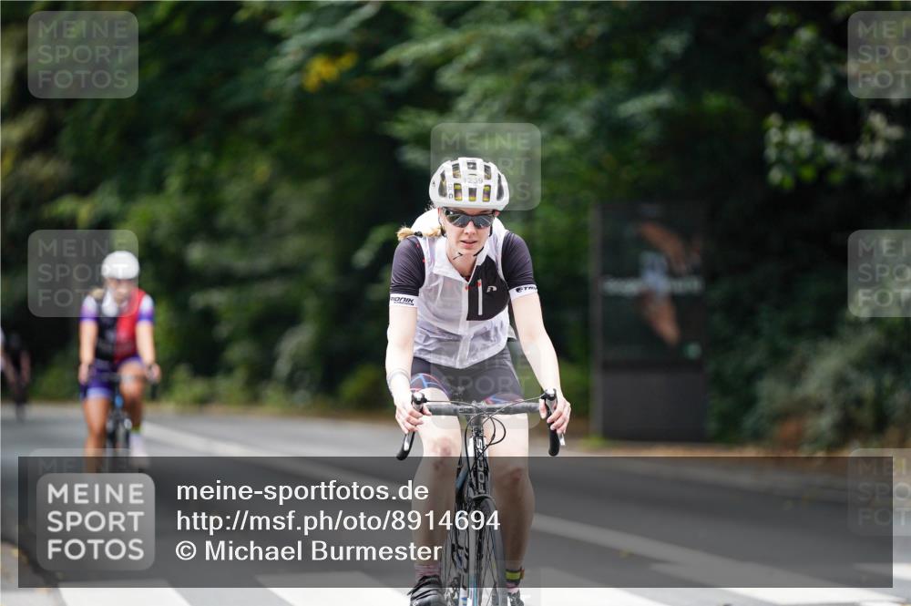 14.09.2025 - Stadtparktriathlon Michael Burmester http://msf.ph/oto/8914694 14.09.2025 12:40:07 Radfahren 1237, 1239, 1254, 1261, 1288, 1301, 1371 meine-sportfotos.de