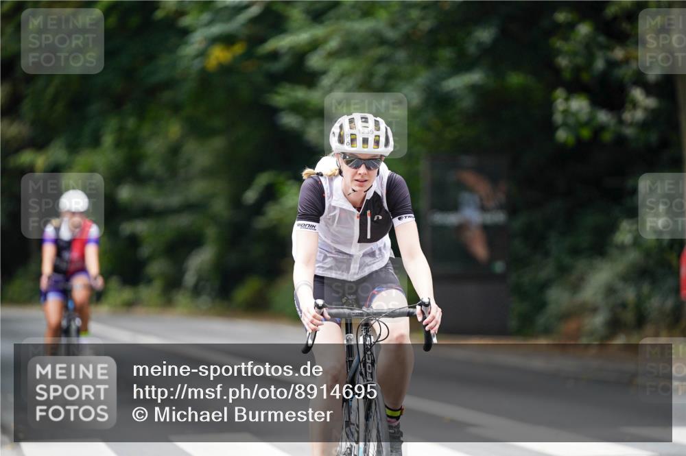 14.09.2025 - Stadtparktriathlon Michael Burmester http://msf.ph/oto/8914695 14.09.2025 12:40:07 Radfahren 1237, 1239, 1254, 1261, 1288, 1301, 1371 meine-sportfotos.de