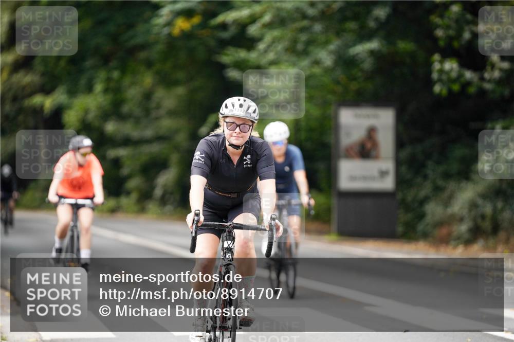 14.09.2025 - Stadtparktriathlon Michael Burmester http://msf.ph/oto/8914707 14.09.2025 12:40:22 Radfahren 1100, 1274, 1289, 1295, 1312, 1349, 1387 meine-sportfotos.de