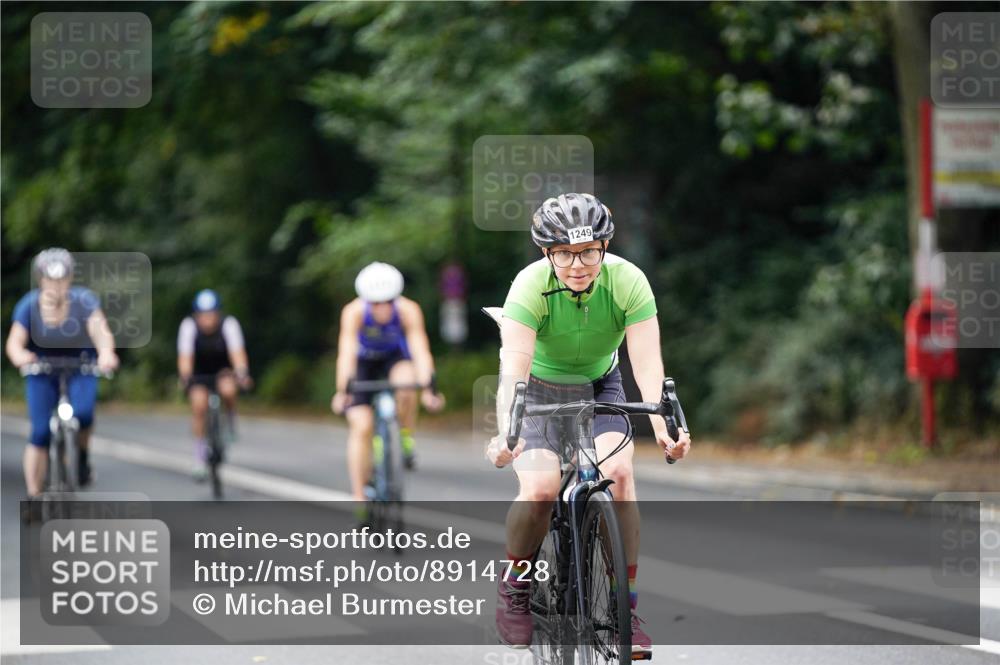 14.09.2025 - Stadtparktriathlon Michael Burmester http://msf.ph/oto/8914728 14.09.2025 12:40:42 Radfahren 1245, 1249, 1268, 1277, 1279, 1306, 1358, 1374, 1389 meine-sportfotos.de