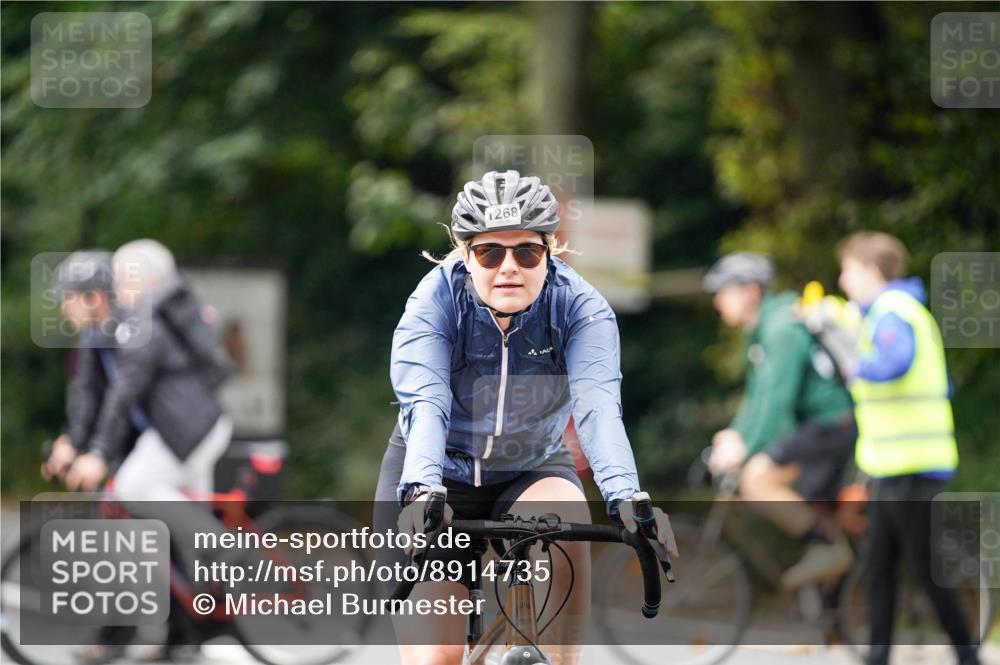 14.09.2025 - Stadtparktriathlon Michael Burmester http://msf.ph/oto/8914735 14.09.2025 12:40:46 Radfahren 1245, 1249, 1268, 1277, 1279, 1306 meine-sportfotos.de