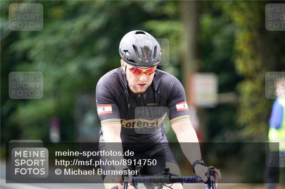 14.09.2025 - Stadtparktriathlon Michael Burmester http://msf.ph/oto/8914750 14.09.2025 12:41:09 Radfahren 1222, 1232, 1328, 1384, 1419 meine-sportfotos.de