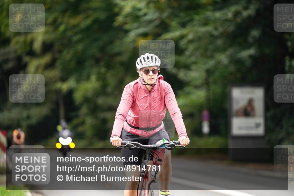 14.09.2025 - Stadtparktriathlon Michael Burmester http://msf.ph/oto/8914781 14.09.2025 12:42:11 Radfahren 1236, 1297, 1411 meine-sportfotos.de