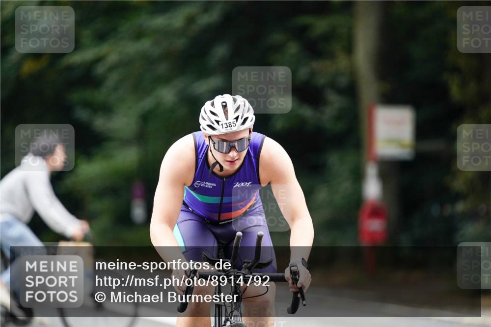 14.09.2025 - Stadtparktriathlon Michael Burmester http://msf.ph/oto/8914792 14.09.2025 12:42:34 Radfahren 1250, 1276, 1385 meine-sportfotos.de
