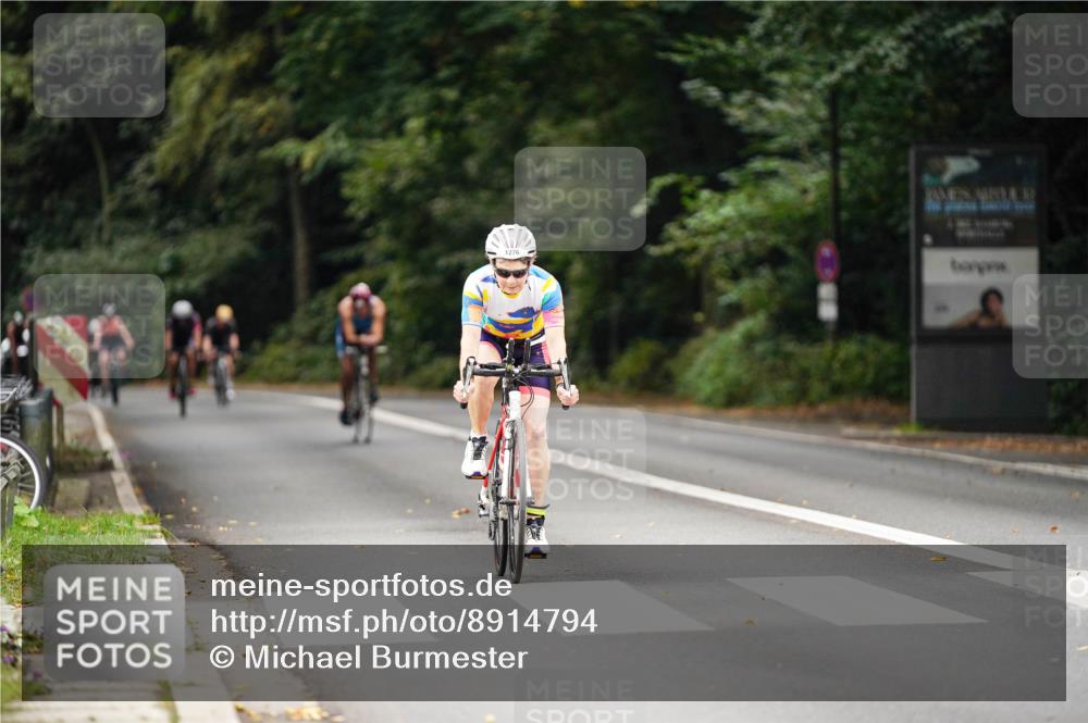 14.09.2025 - Stadtparktriathlon Michael Burmester http://msf.ph/oto/8914794 14.09.2025 12:42:37 Radfahren 1276, 1383, 1385, 1400 meine-sportfotos.de