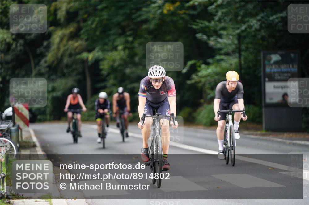 14.09.2025 - Stadtparktriathlon Michael Burmester http://msf.ph/oto/8914802 14.09.2025 12:42:44 Radfahren 1276, 1292, 1341, 1355, 1383, 1400, 1415 meine-sportfotos.de