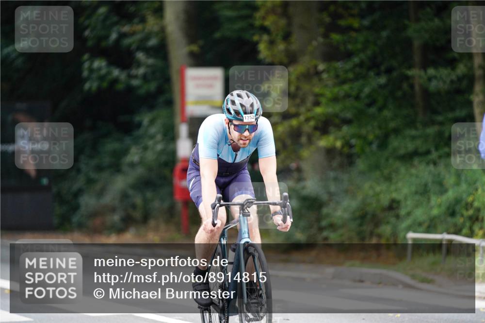 14.09.2025 - Stadtparktriathlon Michael Burmester http://msf.ph/oto/8914815 14.09.2025 12:42:56 Radfahren 1208, 1242, 1280, 1314, 1341, 1352, 1390, 1399 meine-sportfotos.de