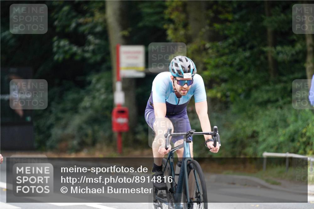 14.09.2025 - Stadtparktriathlon Michael Burmester http://msf.ph/oto/8914816 14.09.2025 12:42:57 Radfahren 1208, 1242, 1280, 1314, 1352, 1390, 1399 meine-sportfotos.de