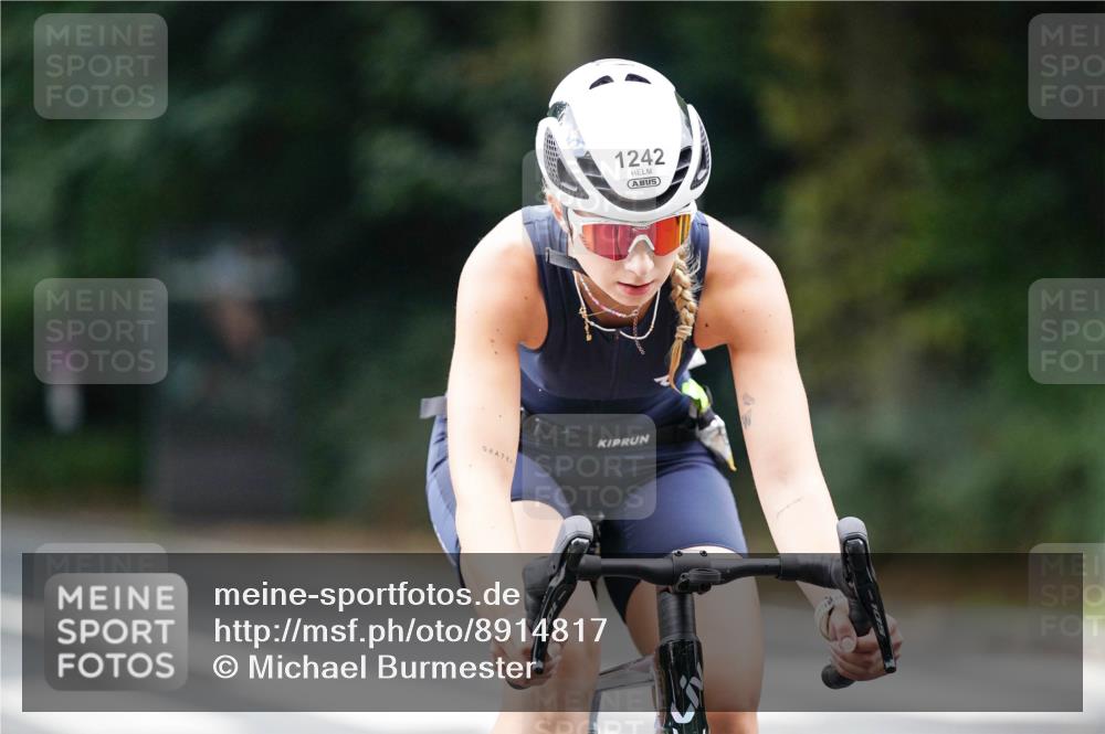 14.09.2025 - Stadtparktriathlon Michael Burmester http://msf.ph/oto/8914817 14.09.2025 12:42:57 Radfahren 1208, 1242, 1280, 1314, 1352, 1390, 1399 meine-sportfotos.de