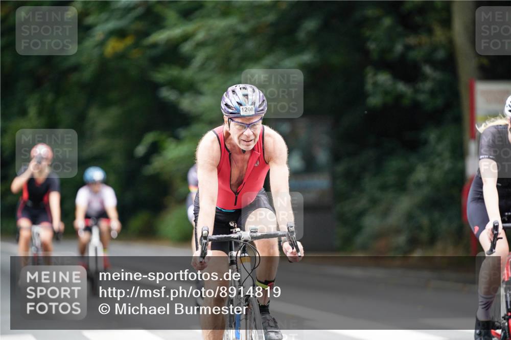 14.09.2025 - Stadtparktriathlon Michael Burmester http://msf.ph/oto/8914819 14.09.2025 12:43:00 Radfahren 1208, 1242, 1280, 1314, 1352, 1390, 1399 meine-sportfotos.de