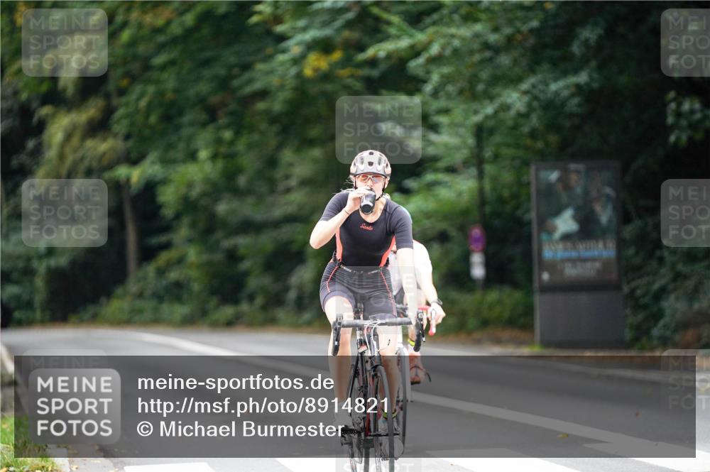 14.09.2025 - Stadtparktriathlon Michael Burmester http://msf.ph/oto/8914821 14.09.2025 12:43:02 Radfahren 1208, 1242, 1280, 1314, 1352, 1390, 1399 meine-sportfotos.de