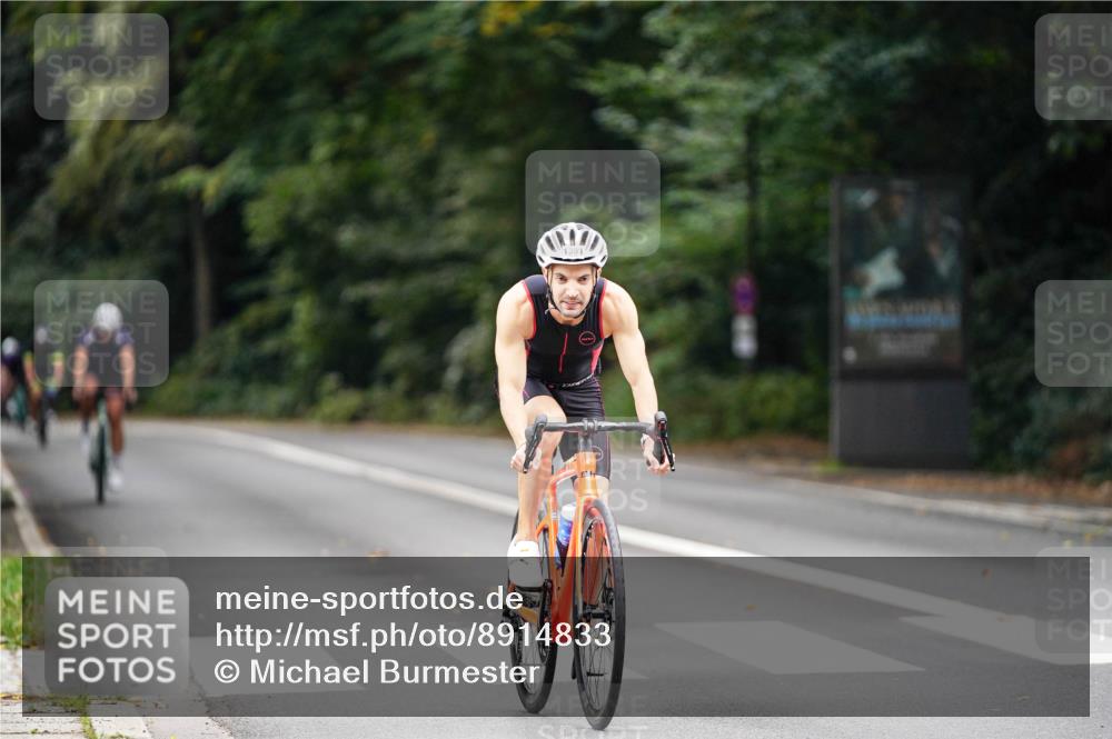 14.09.2025 - Stadtparktriathlon Michael Burmester http://msf.ph/oto/8914833 14.09.2025 12:43:28 Radfahren 1244, 1325, 1373, 1391 meine-sportfotos.de
