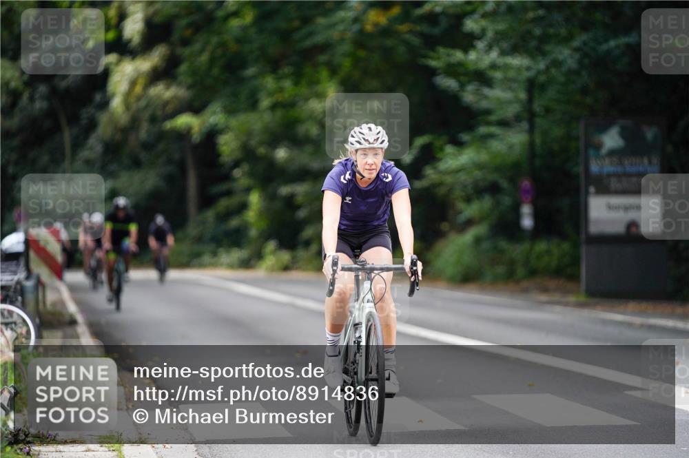 14.09.2025 - Stadtparktriathlon Michael Burmester http://msf.ph/oto/8914836 14.09.2025 12:43:32 Radfahren 1244, 1325, 1361, 1365, 1373, 1391, 1405 meine-sportfotos.de