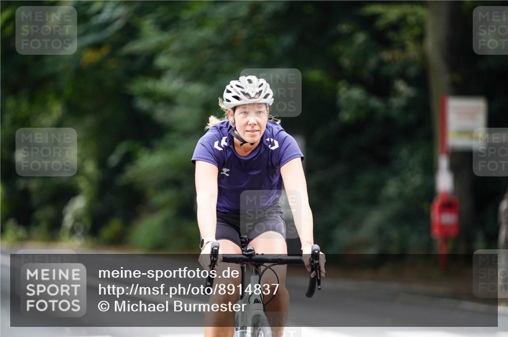 14.09.2025 - Stadtparktriathlon Michael Burmester http://msf.ph/oto/8914837 14.09.2025 12:43:33 Radfahren 1244, 1325, 1361, 1365, 1367, 1373, 1391, 1405 meine-sportfotos.de