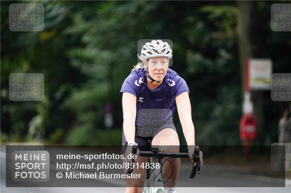 14.09.2025 - Stadtparktriathlon Michael Burmester http://msf.ph/oto/8914838 14.09.2025 12:43:33 Radfahren 1244, 1325, 1361, 1365, 1367, 1373, 1391, 1405 meine-sportfotos.de