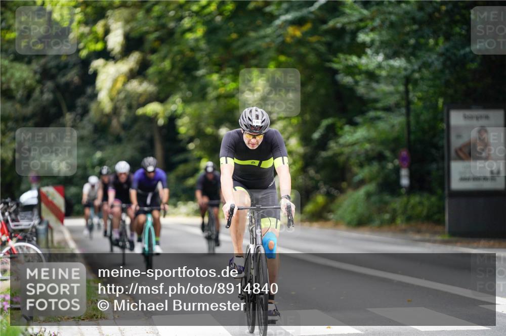 14.09.2025 - Stadtparktriathlon Michael Burmester http://msf.ph/oto/8914840 14.09.2025 12:43:37 Radfahren 1244, 1252, 1267, 1296, 1361, 1365, 1367, 1405, 1407 meine-sportfotos.de