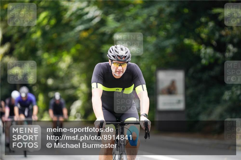 14.09.2025 - Stadtparktriathlon Michael Burmester http://msf.ph/oto/8914841 14.09.2025 12:43:37 Radfahren 1244, 1252, 1267, 1296, 1361, 1365, 1367, 1405, 1407 meine-sportfotos.de
