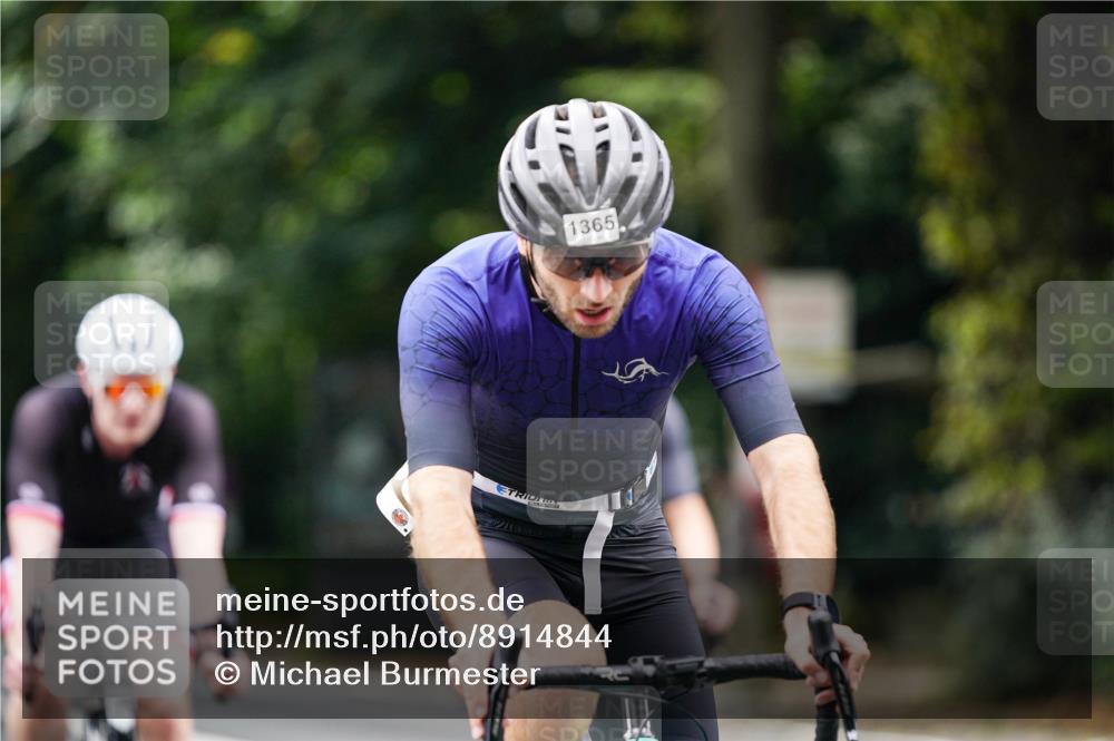 14.09.2025 - Stadtparktriathlon Michael Burmester http://msf.ph/oto/8914844 14.09.2025 12:43:40 Radfahren 1252, 1267, 1296, 1298, 1361, 1365, 1367, 1405, 1407 meine-sportfotos.de