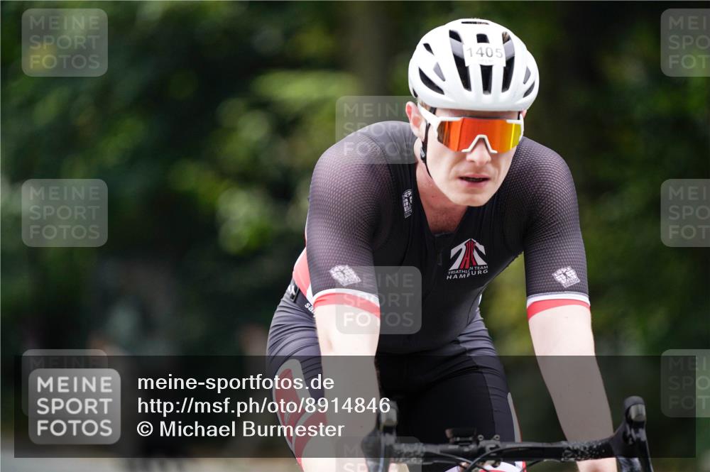 14.09.2025 - Stadtparktriathlon Michael Burmester http://msf.ph/oto/8914846 14.09.2025 12:43:41 Radfahren 1252, 1267, 1296, 1298, 1361, 1365, 1367, 1405, 1407 meine-sportfotos.de